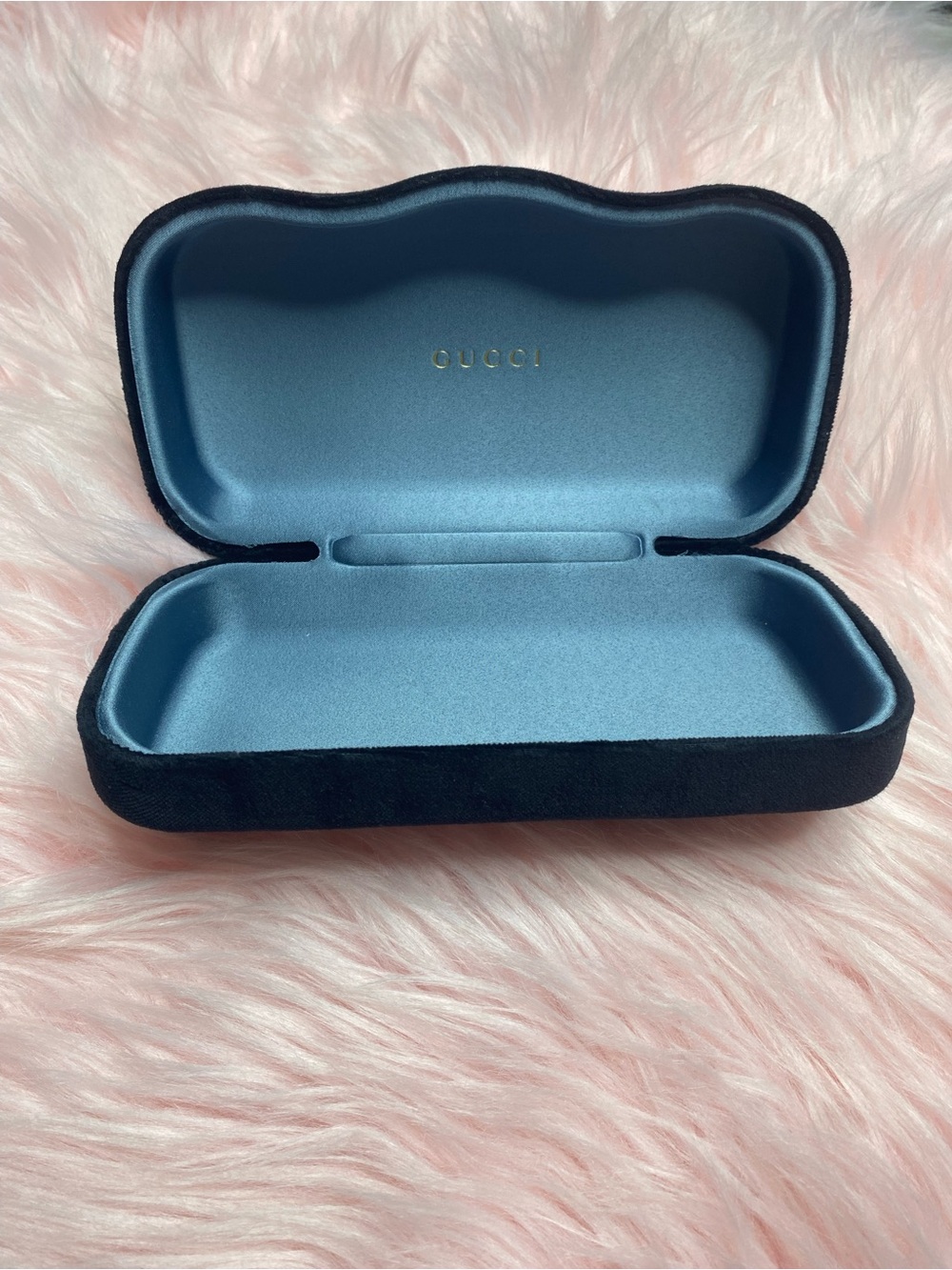 Gucci Black Exterior black Velvet Eyewear Case